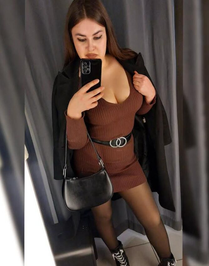 Andjela serbia tetona chica grande y tetas