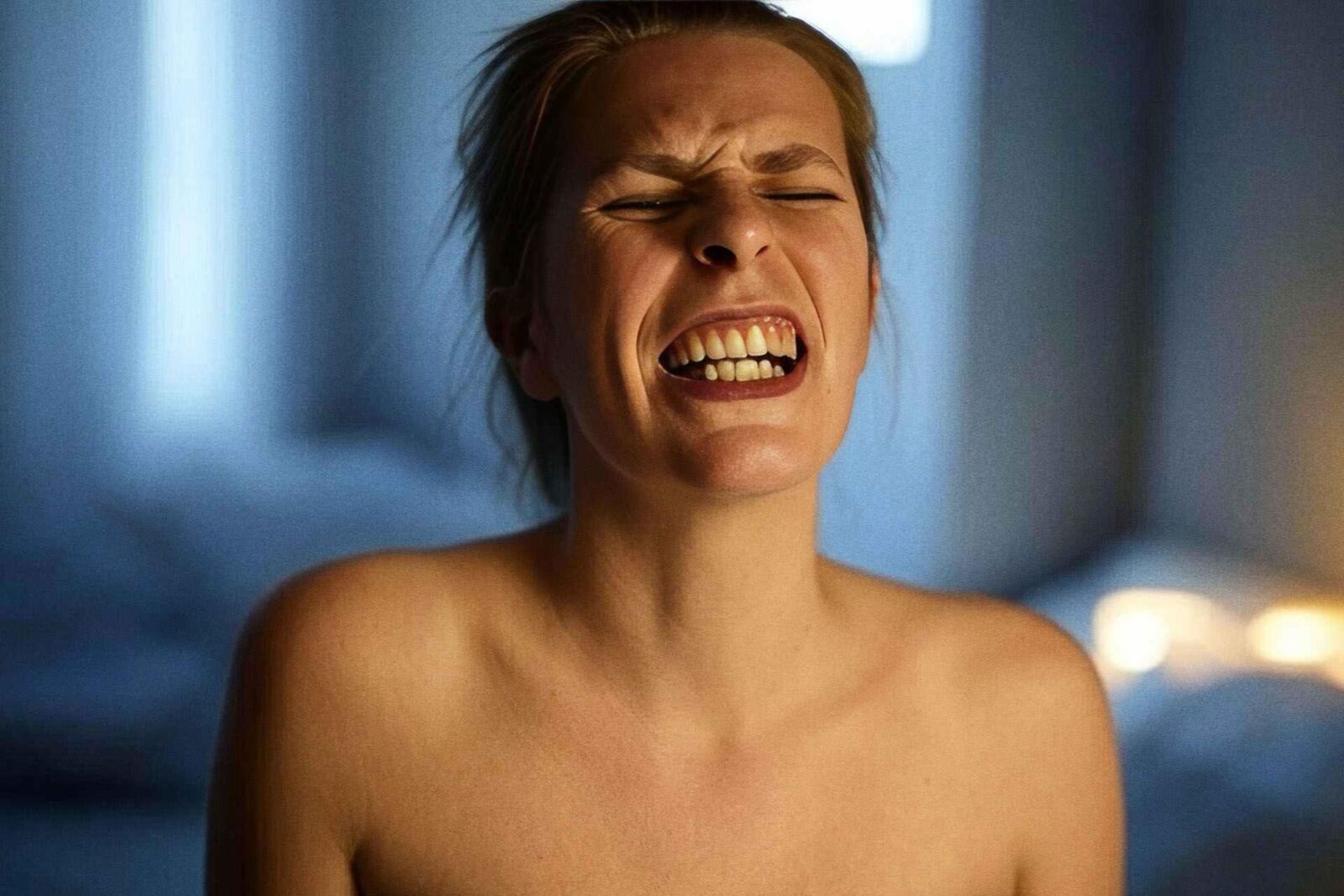 Sara Pascoe linda agonia