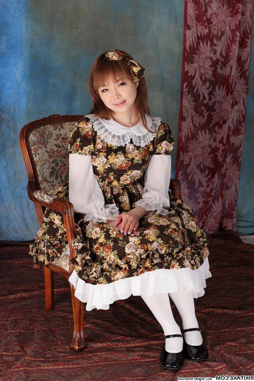 modelo nude japonês hisano noda