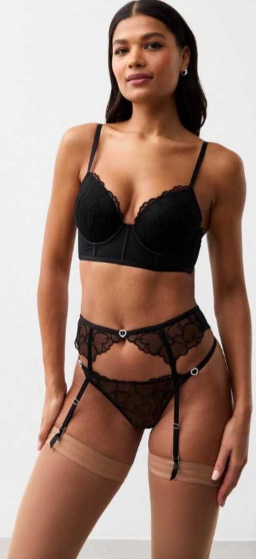 Dessous- und Bikini -Mix