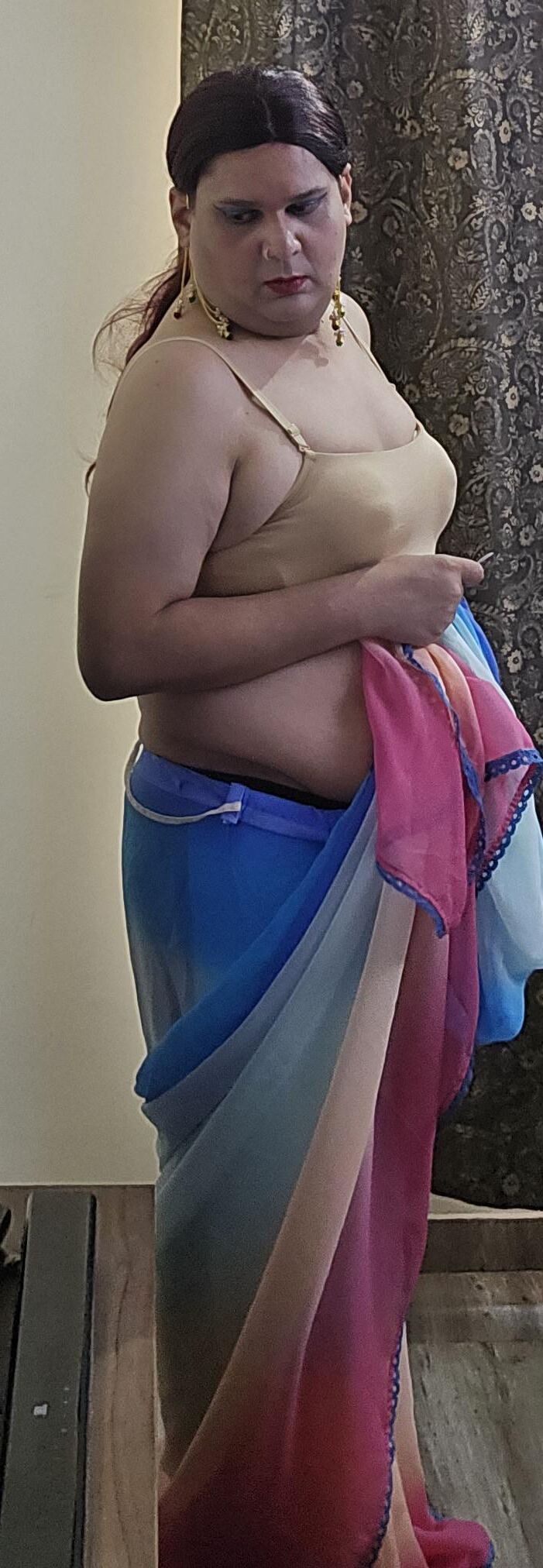 Shemale Monica M fühle