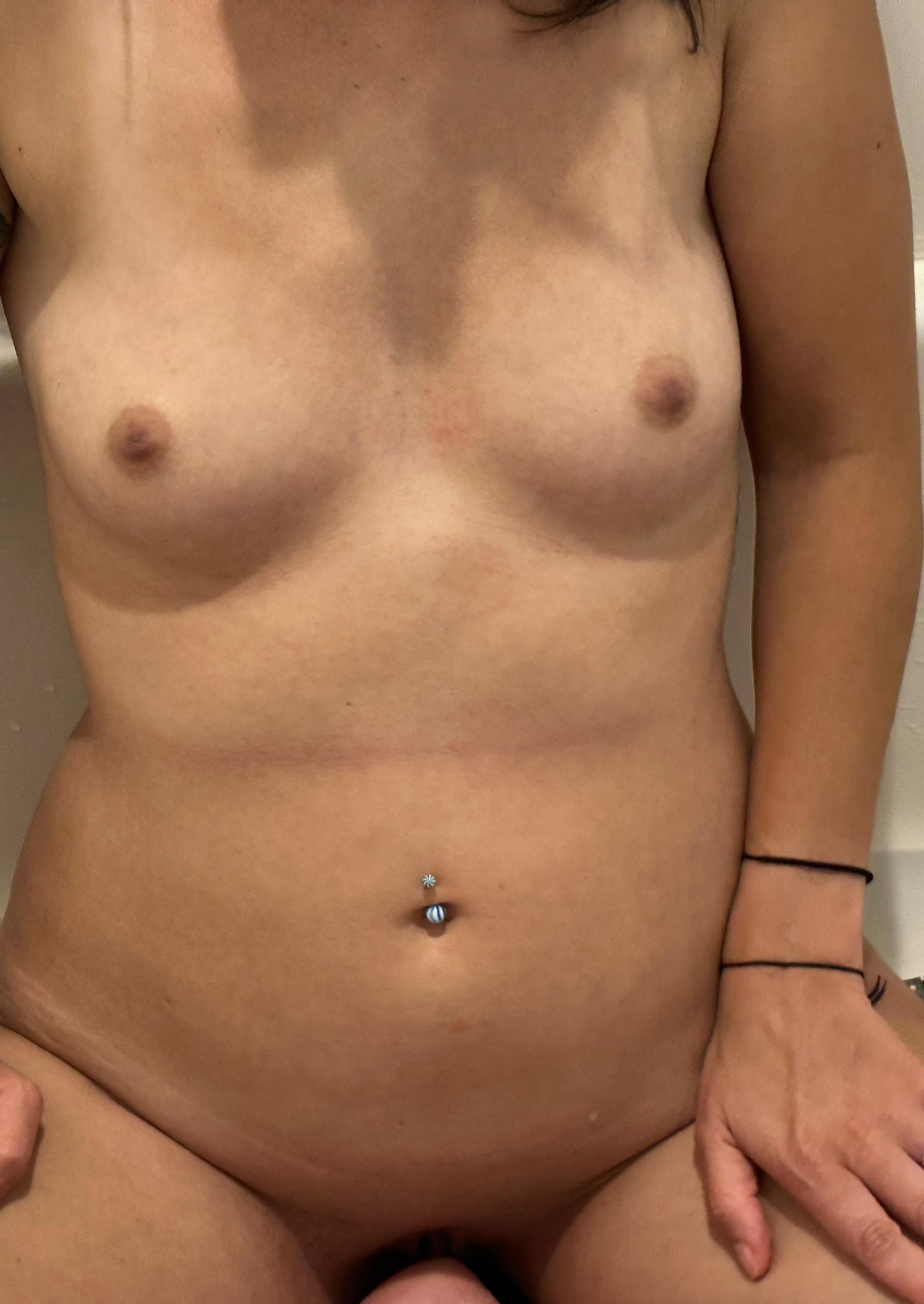 Naughty Amateur Pic -Set