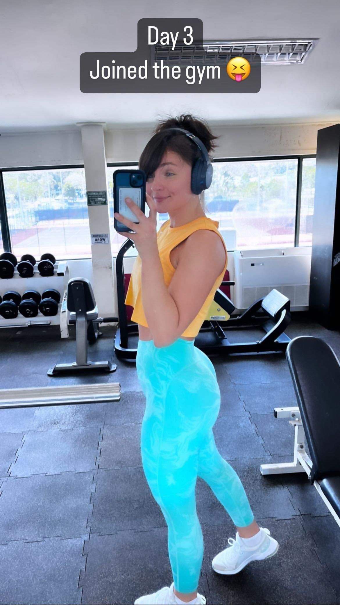 UK MILF ANNAは、そのようなWank Meatです。