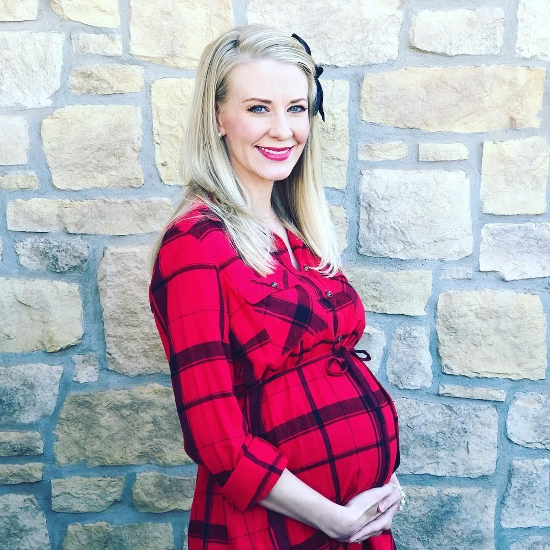Блондинка Preggo Power