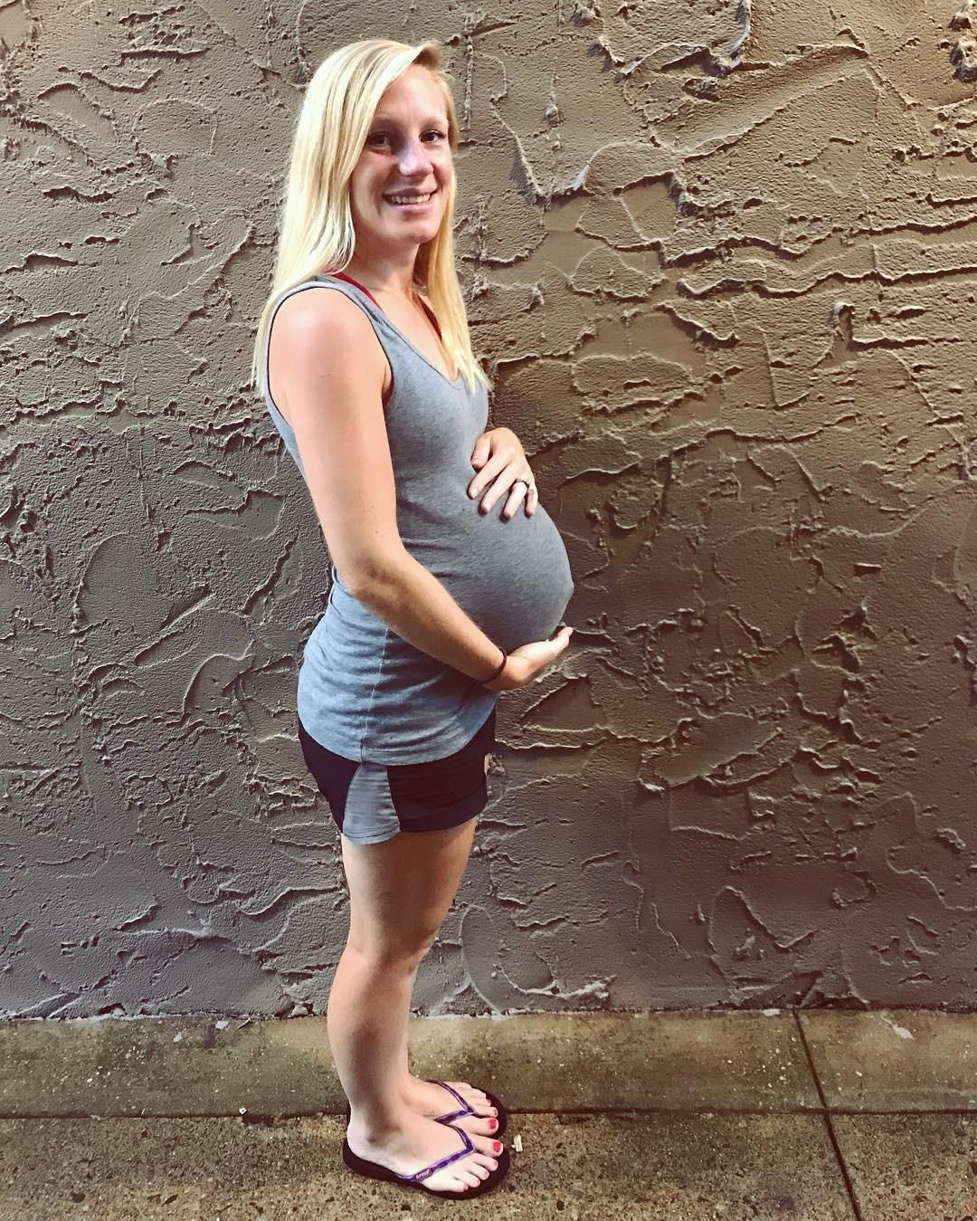 Блондинка Preggo Power