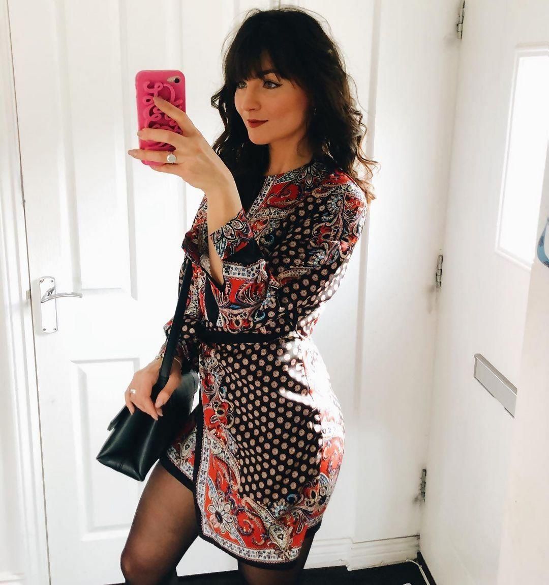 UK MILF ANNAは、そのようなWank Meatです。