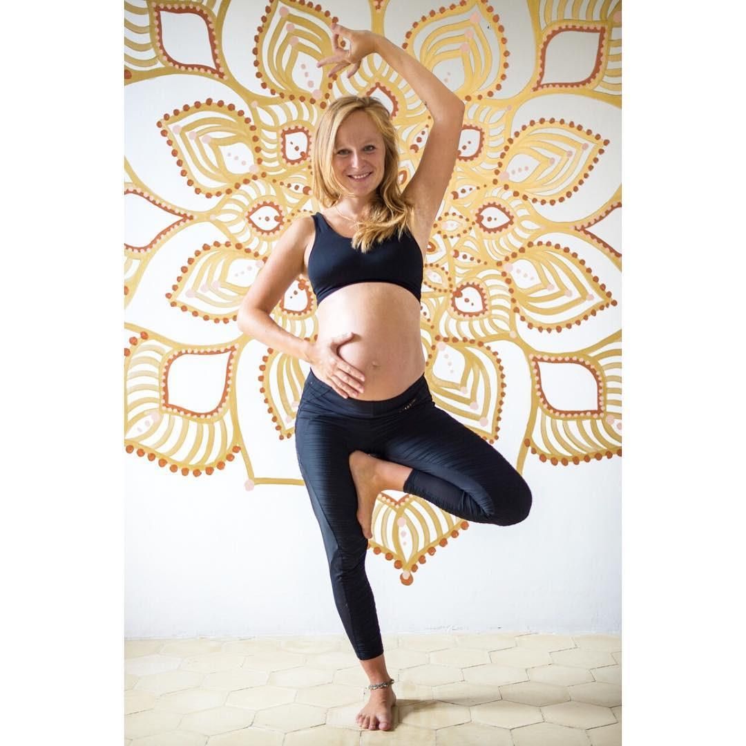 Блондинка Preggo Power