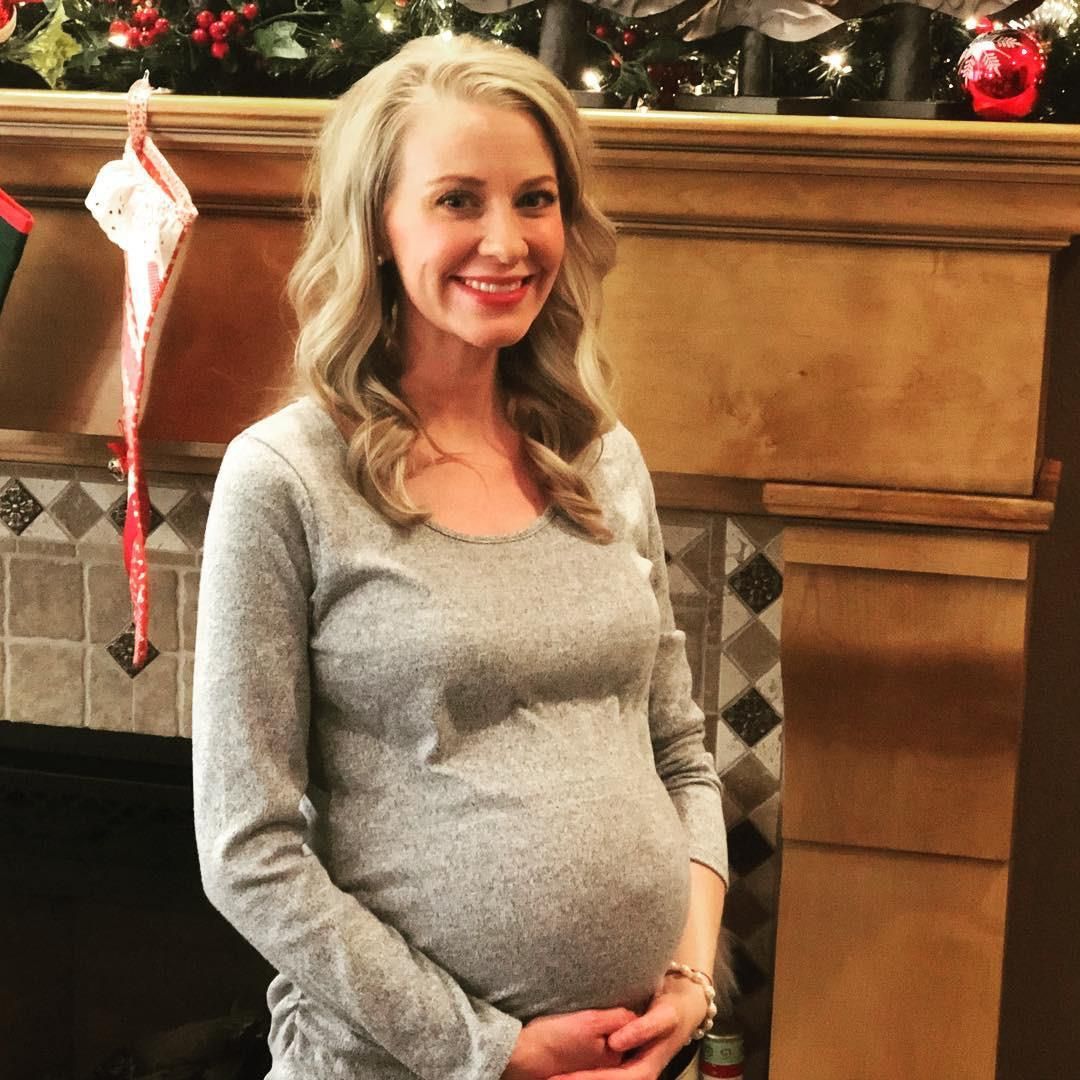 Блондинка Preggo Power