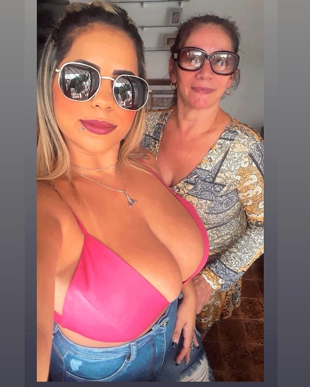 Gostosas Que Um Amigo Pediu Para Publicar