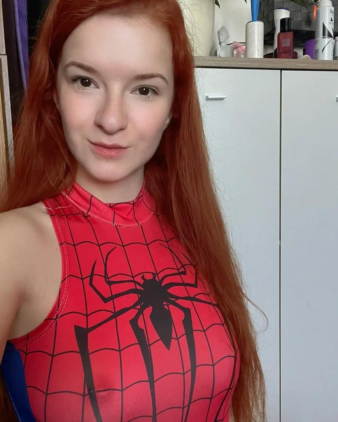 エクストラセックスチェコレッドヘッドモデル（Veroniva Stehlikova）