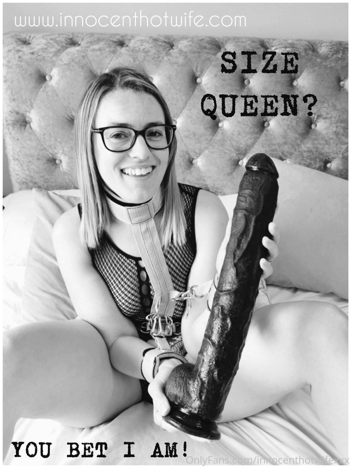 InnocentHotwife Amazing Sexy Curvy Wife with Glasses Hot Shots 
