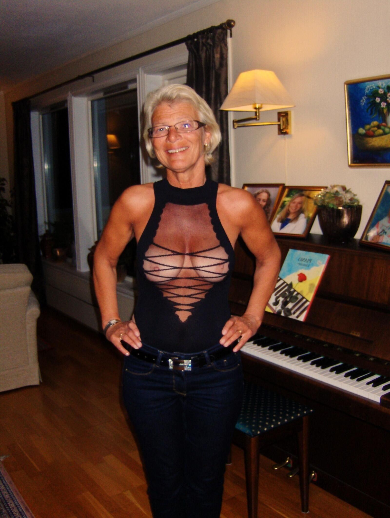 Linda avó norueguesa Justine