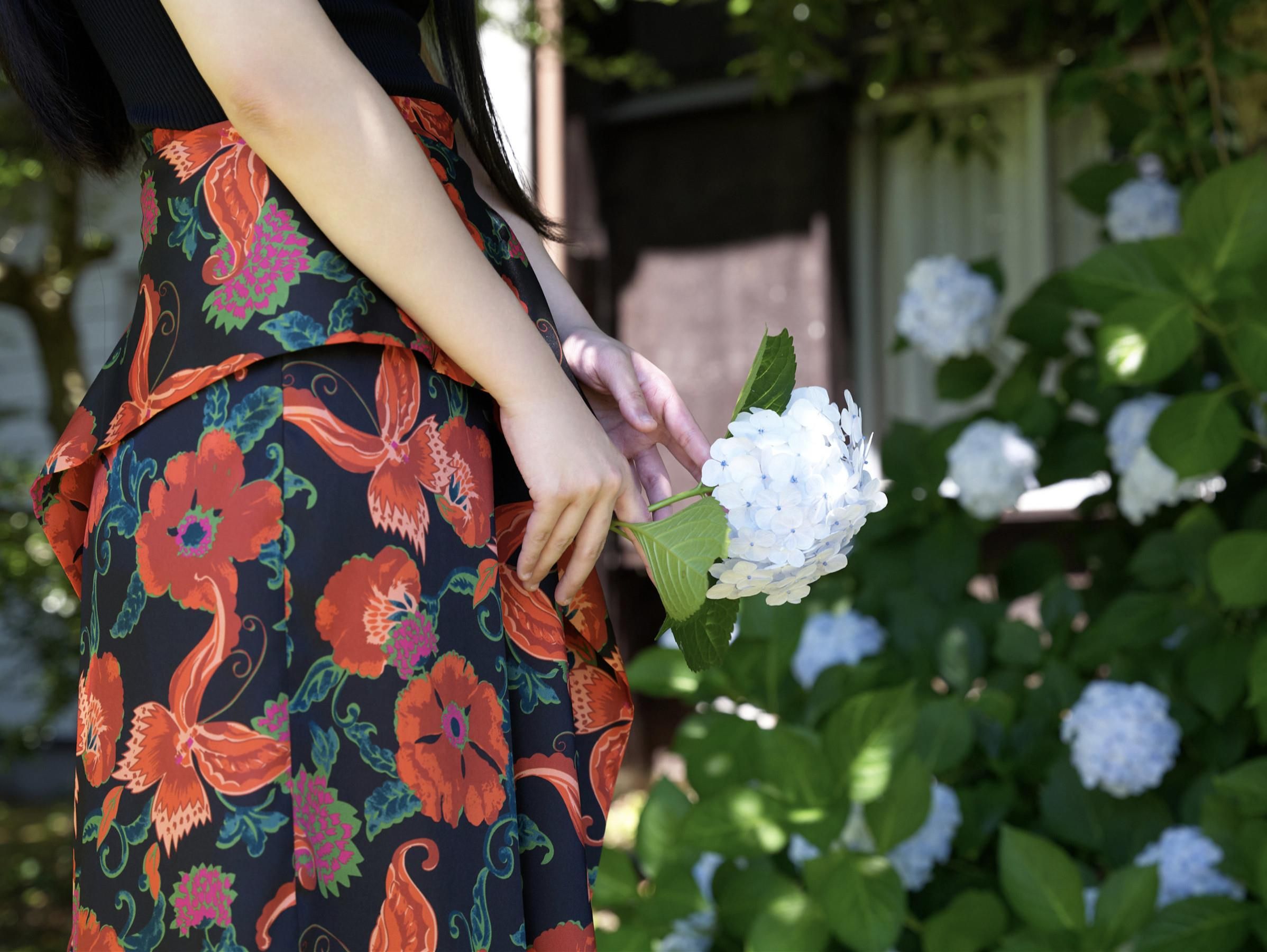 Mihina That Summer, With the Fragile and Pretty You