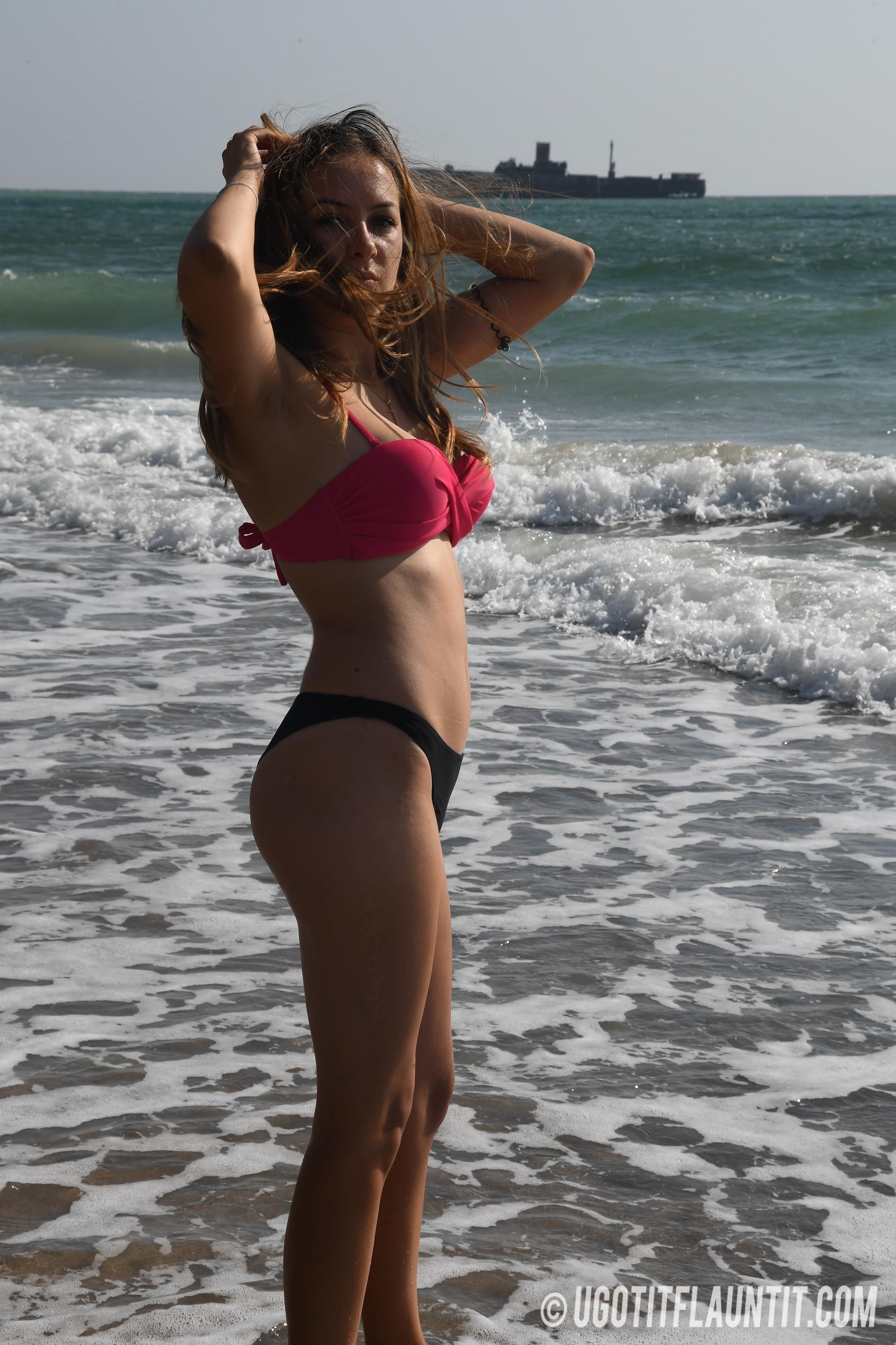 u got it flaunt it  Rosa Set 