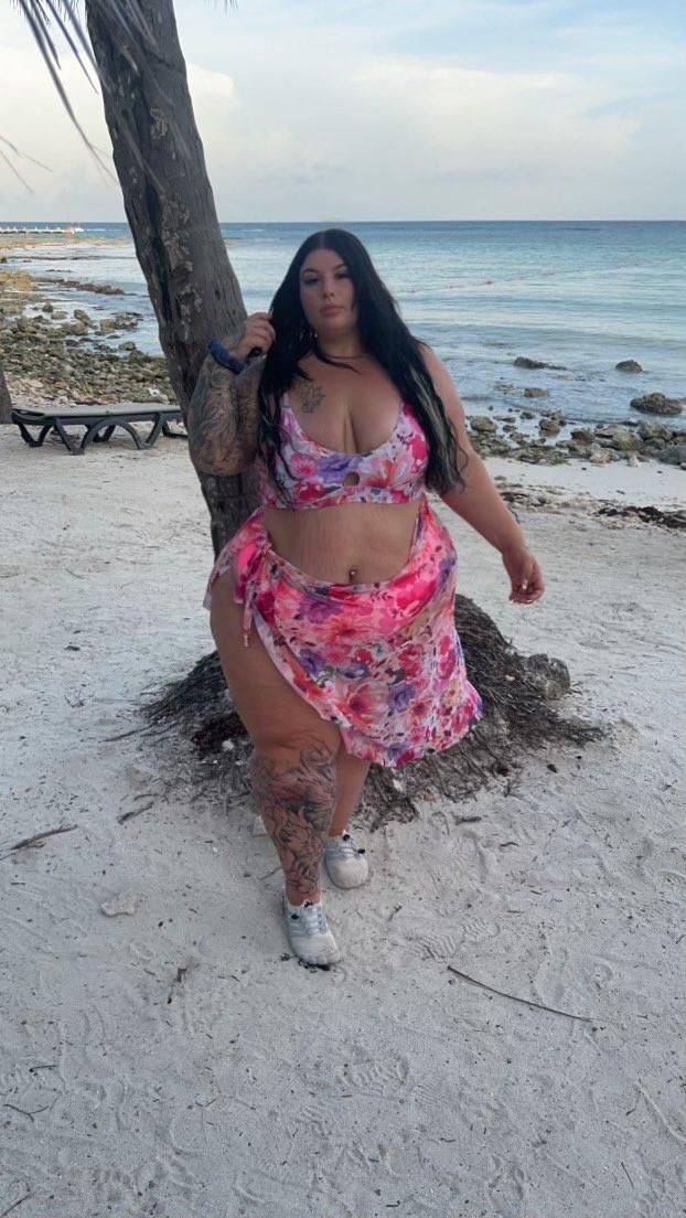 ペイジの巨大なお尻ビッグブーブゴージャスなBBWガールミックスホットショット