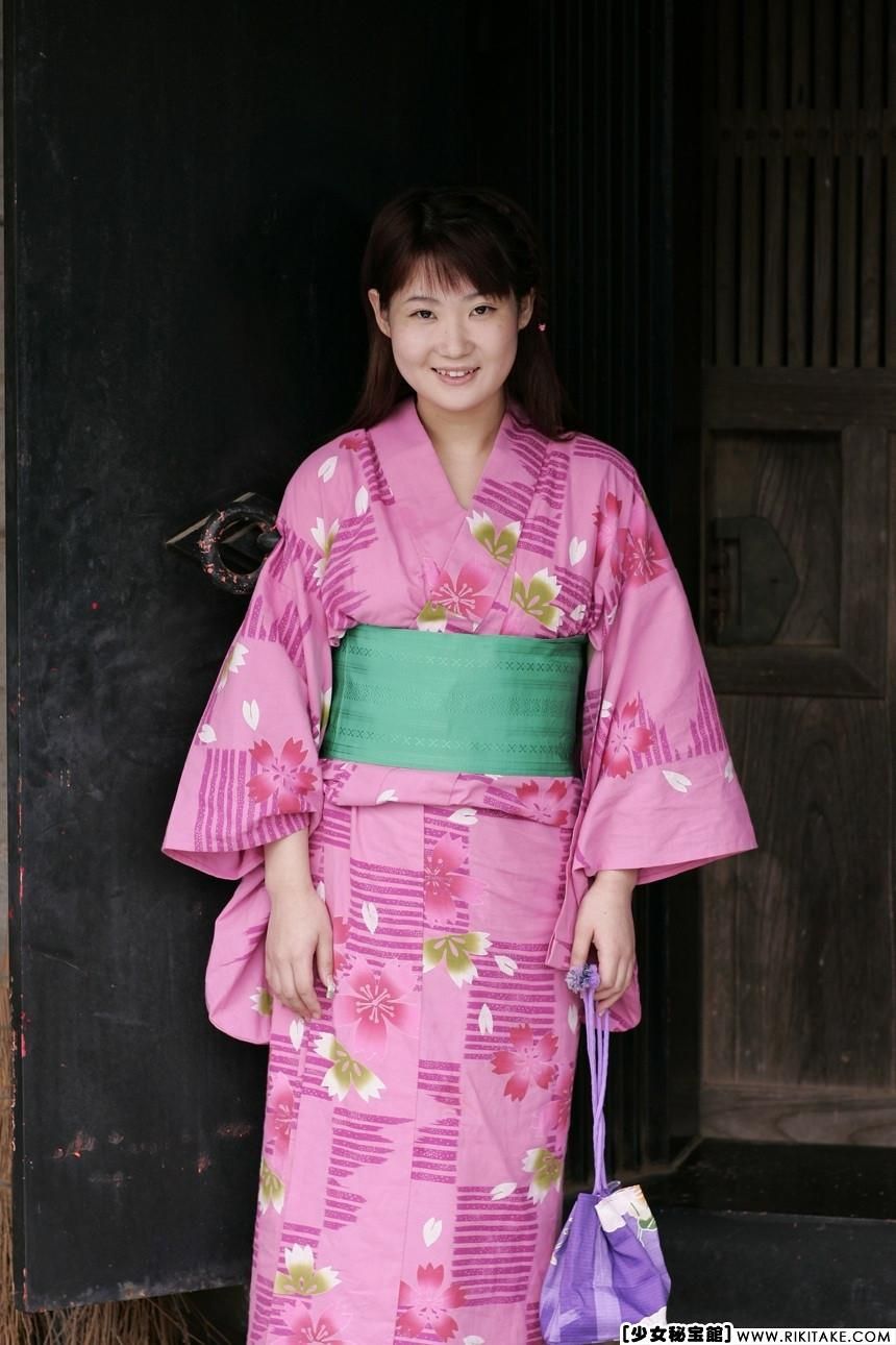 japanese nude model Kokomi Ito