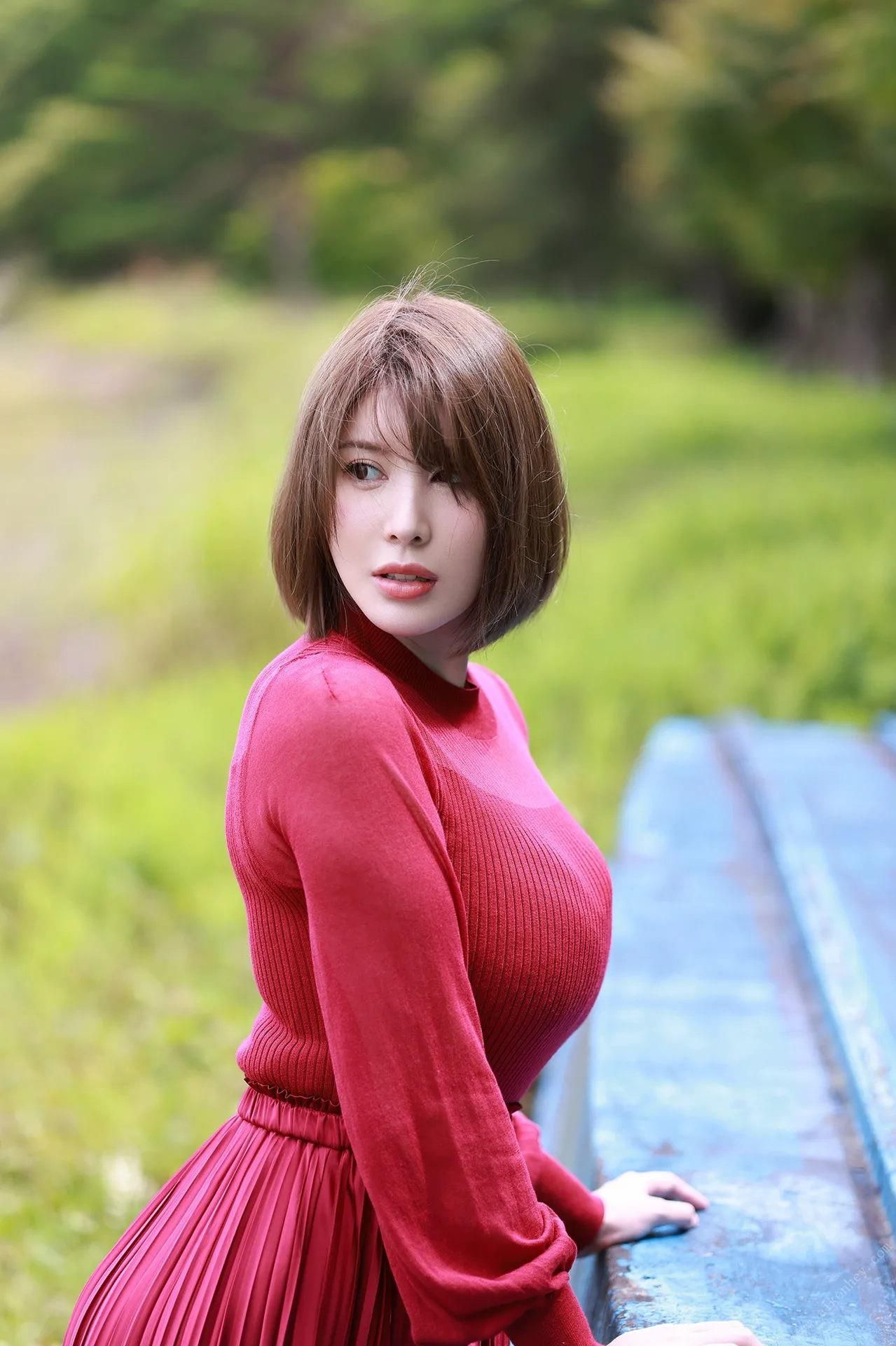 Nagi Hikaru Weekly Post Digital Photo Book