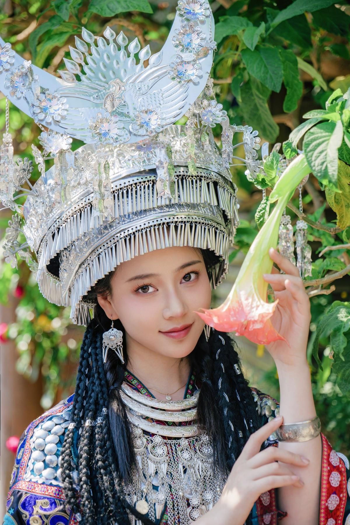 ニアン・ニアン・コスプレ・ミャオ・ガール