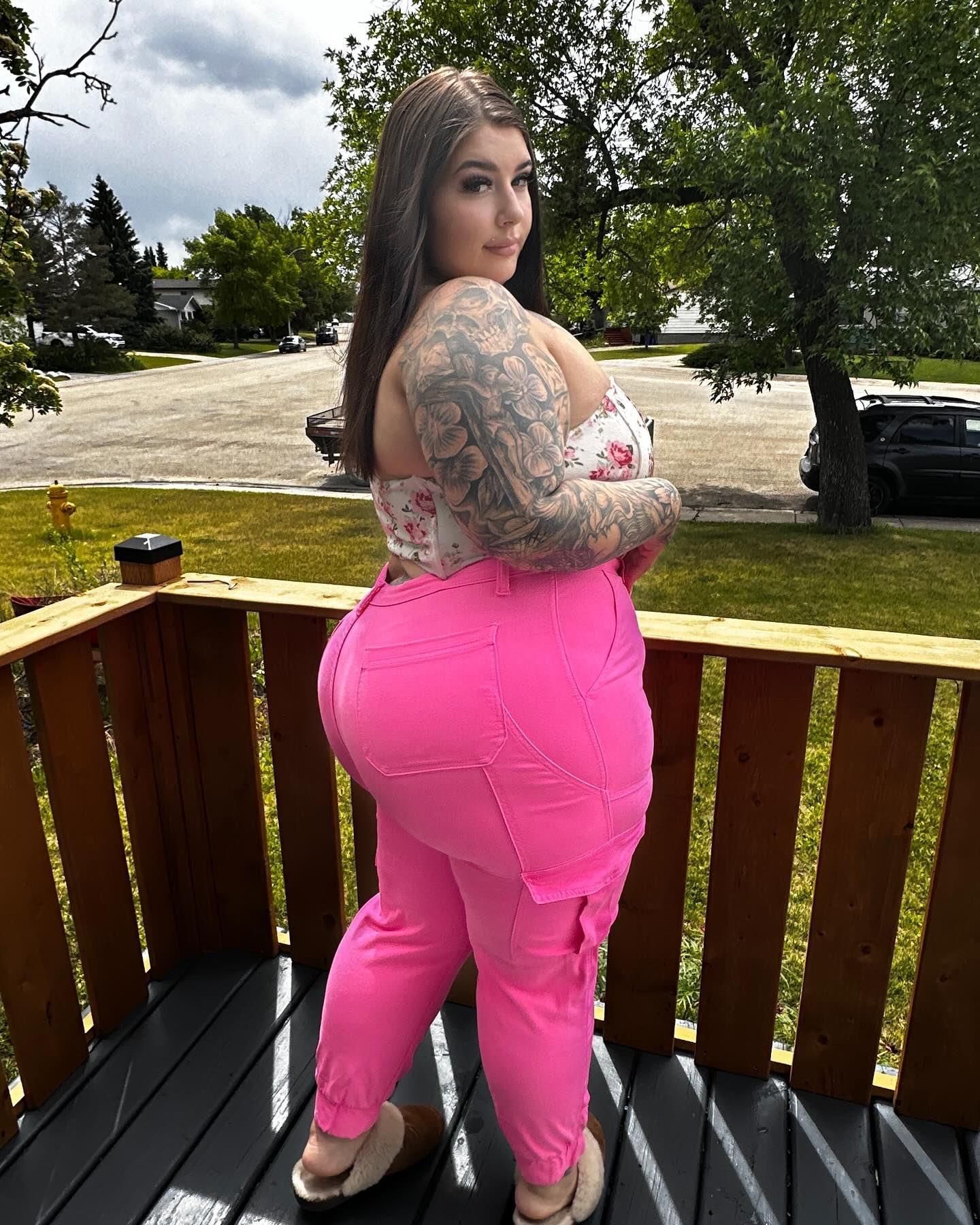 ペイジの巨大なお尻ビッグブーブゴージャスなBBWガールミックスホットショット