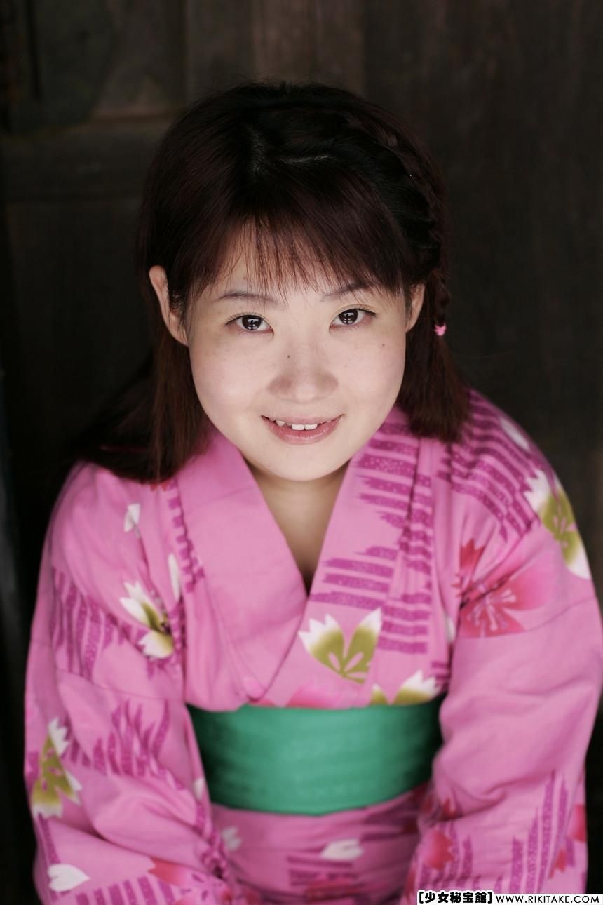 japanese nude model Kokomi Ito