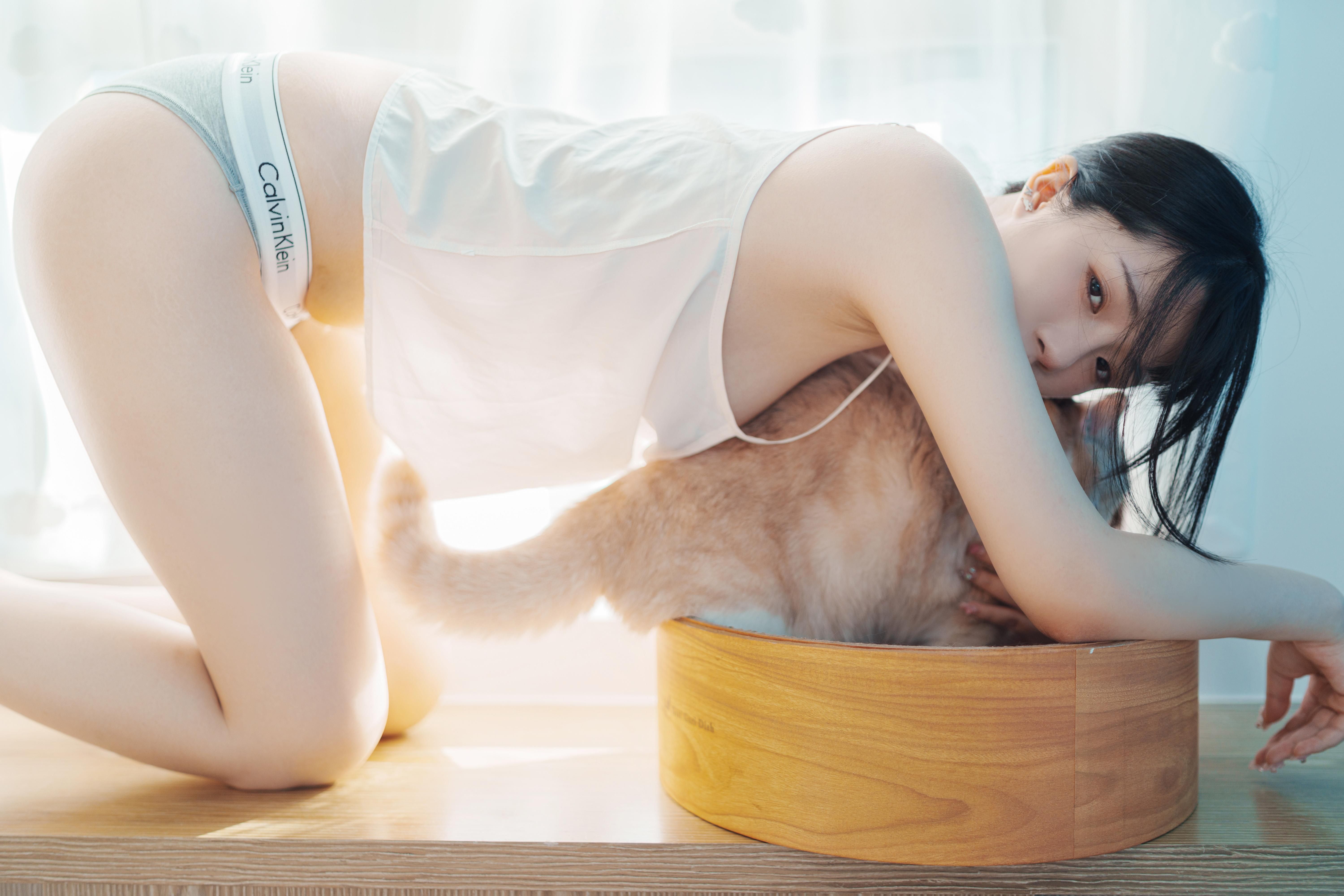 Raku – Eat Me