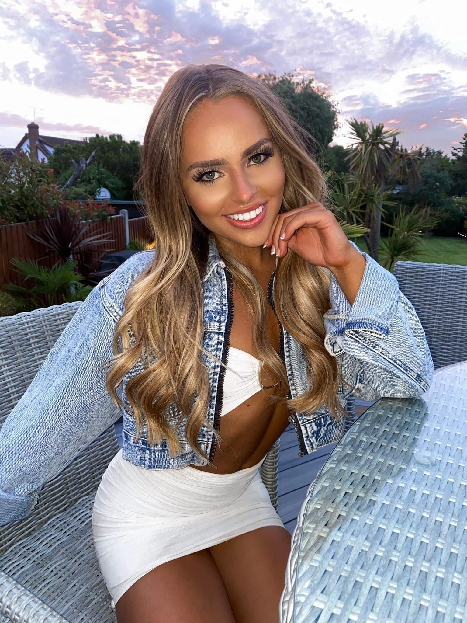 Stunning blonde British babe Zoe