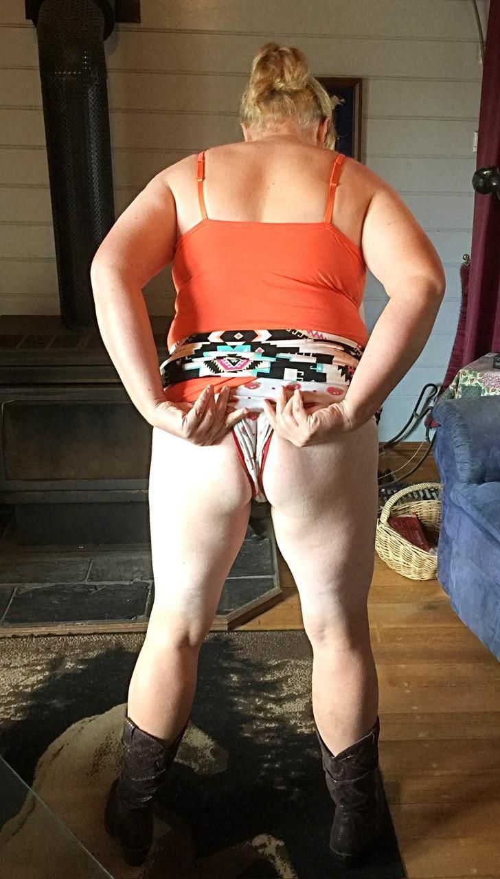 Las tetas de Jacqui en el show