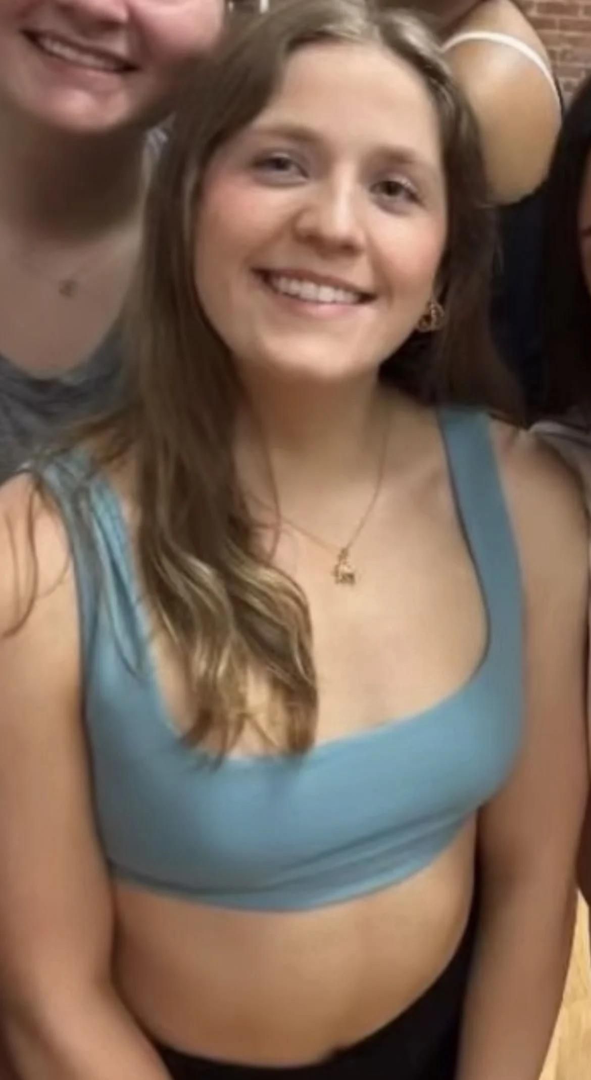 Yo American Slut Julia Faça o que você quiser e ama a BBC