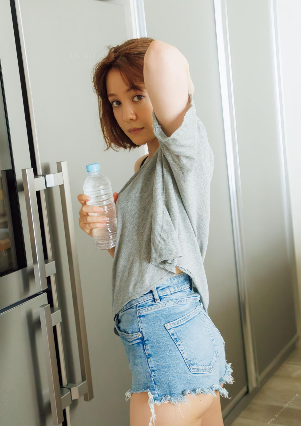 Reina Triendl曖昧