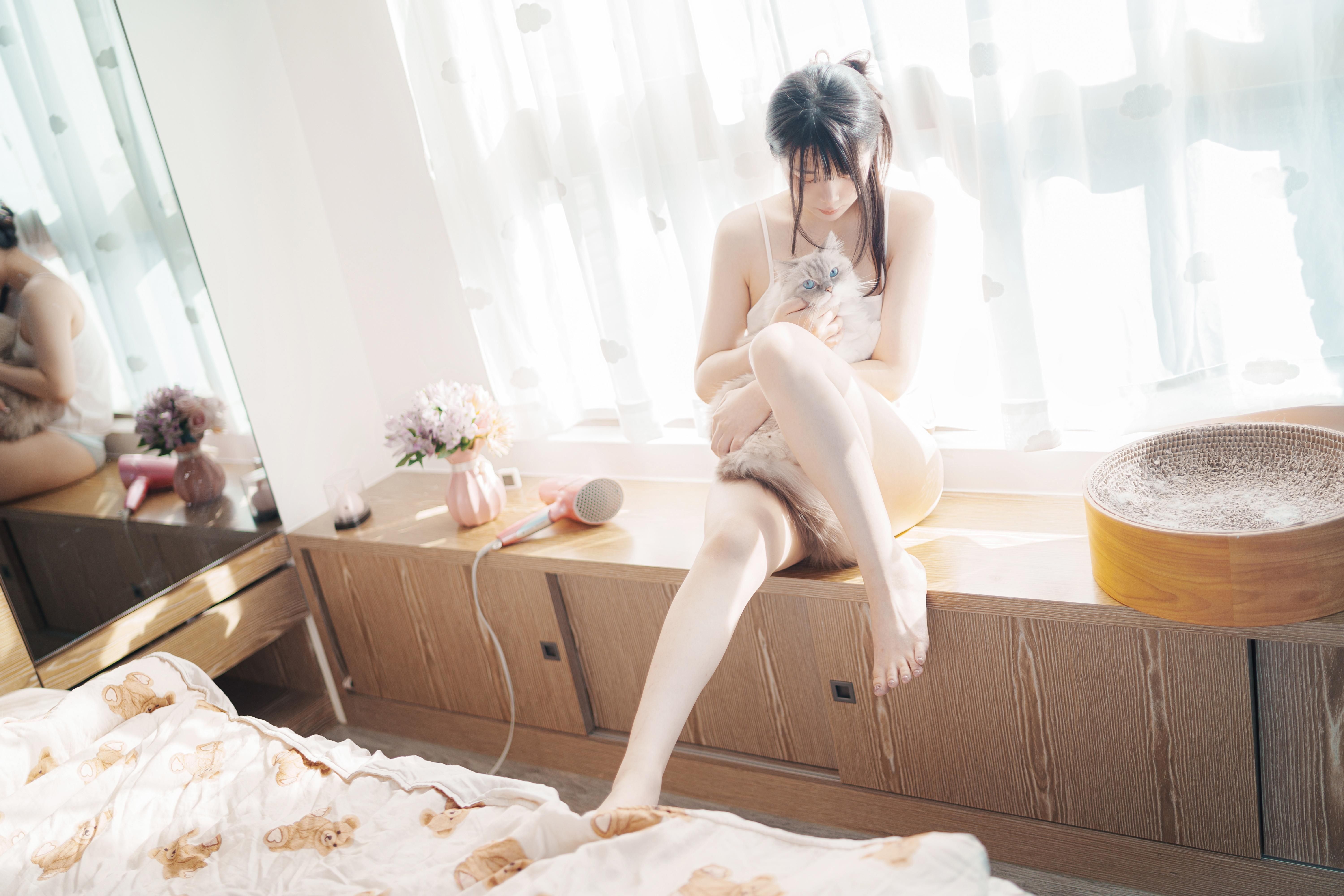 Raku – Eat Me