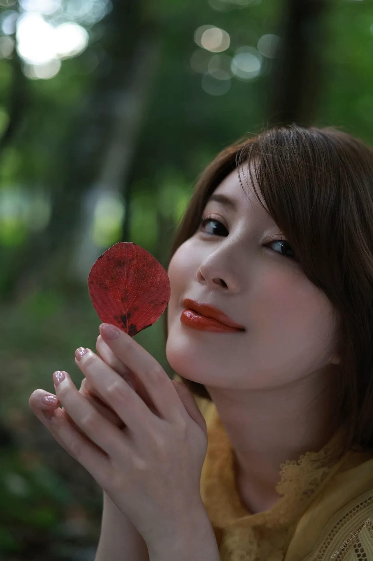 Nagi Hikaru Weekly Post Digital Photo Book