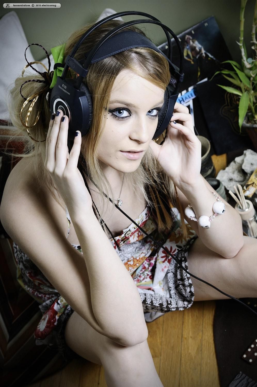 Zivity Kassandra Love Vinyl (x)