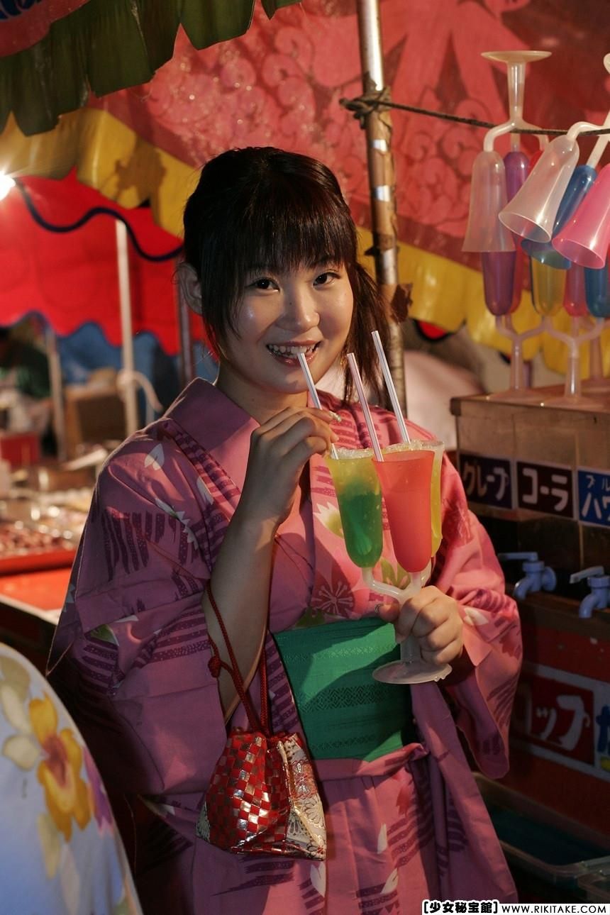 japanese nude model Kokomi Ito