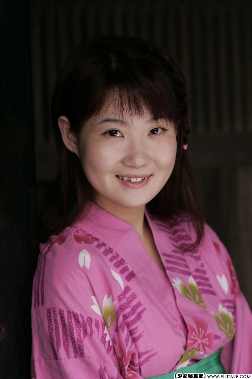japanese nude model Kokomi Ito