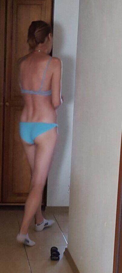 Skinny Polish Cameltoequeen Maja in blue undies