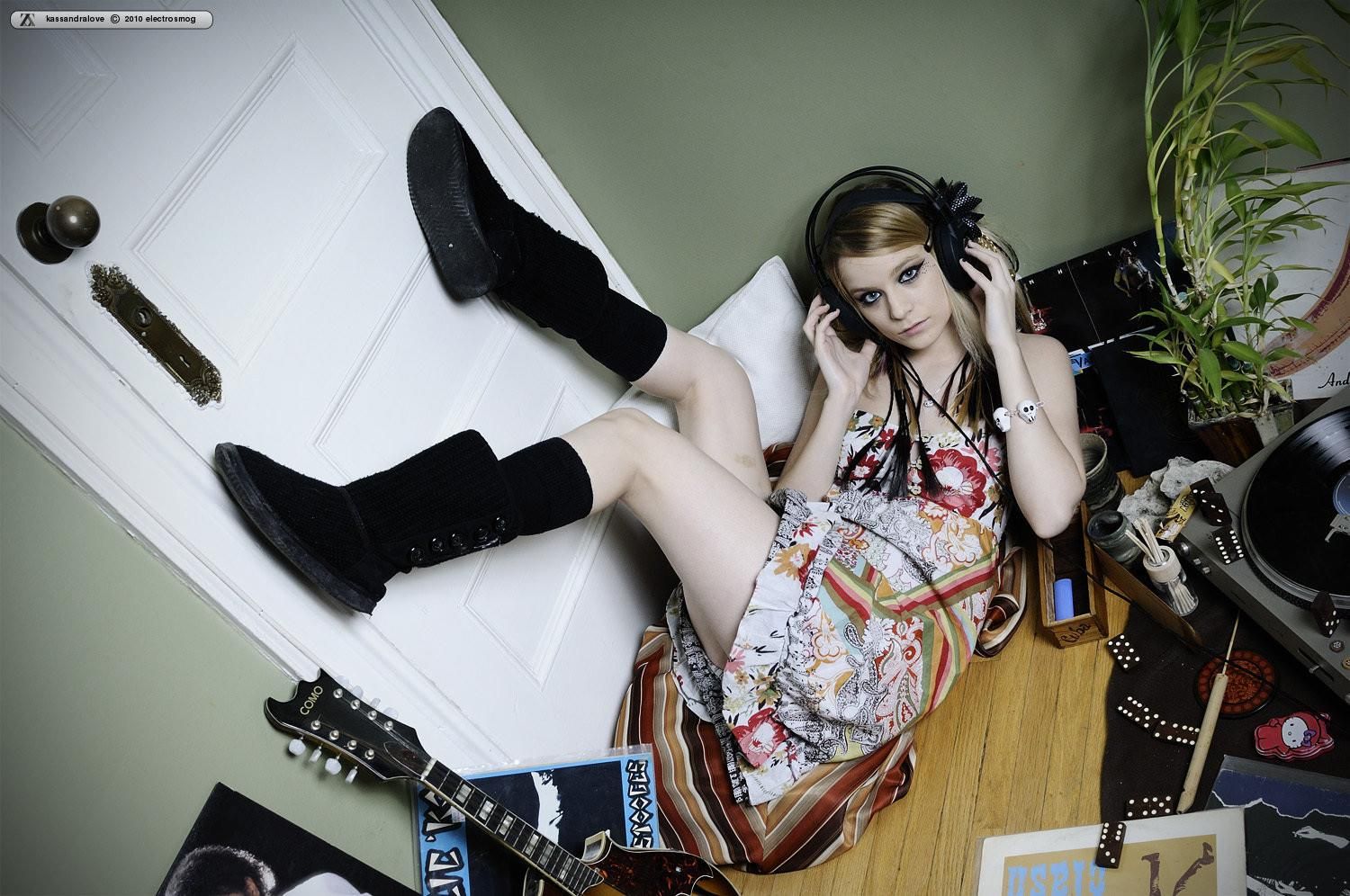 Zivity Kassandra Love Vinyl (x)