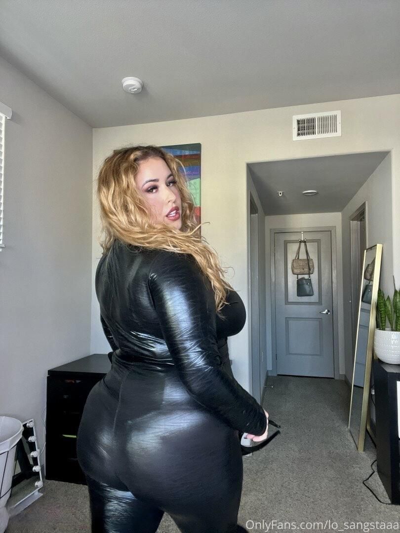 ローレン巨大なおっぱいビューティーbbw youtuber girlミックスホットショット