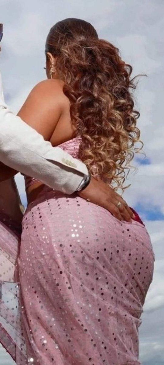Hardcore e Softcore (tias indianas e MILF)