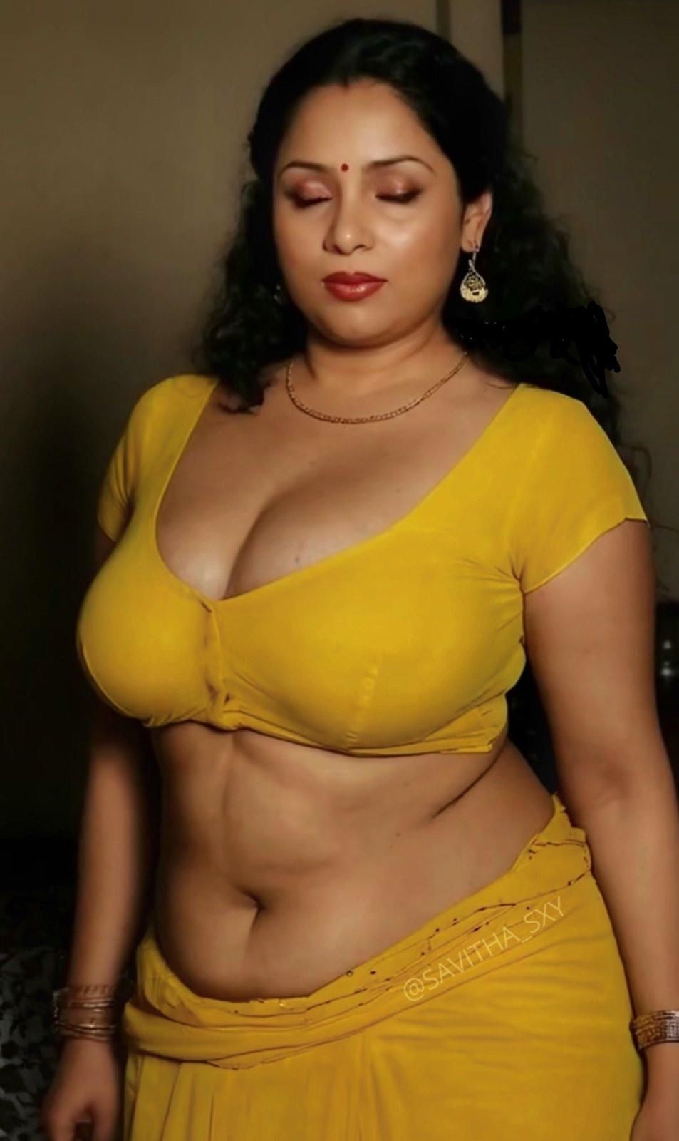 Hardcore e Softcore (tias indianas e MILF)