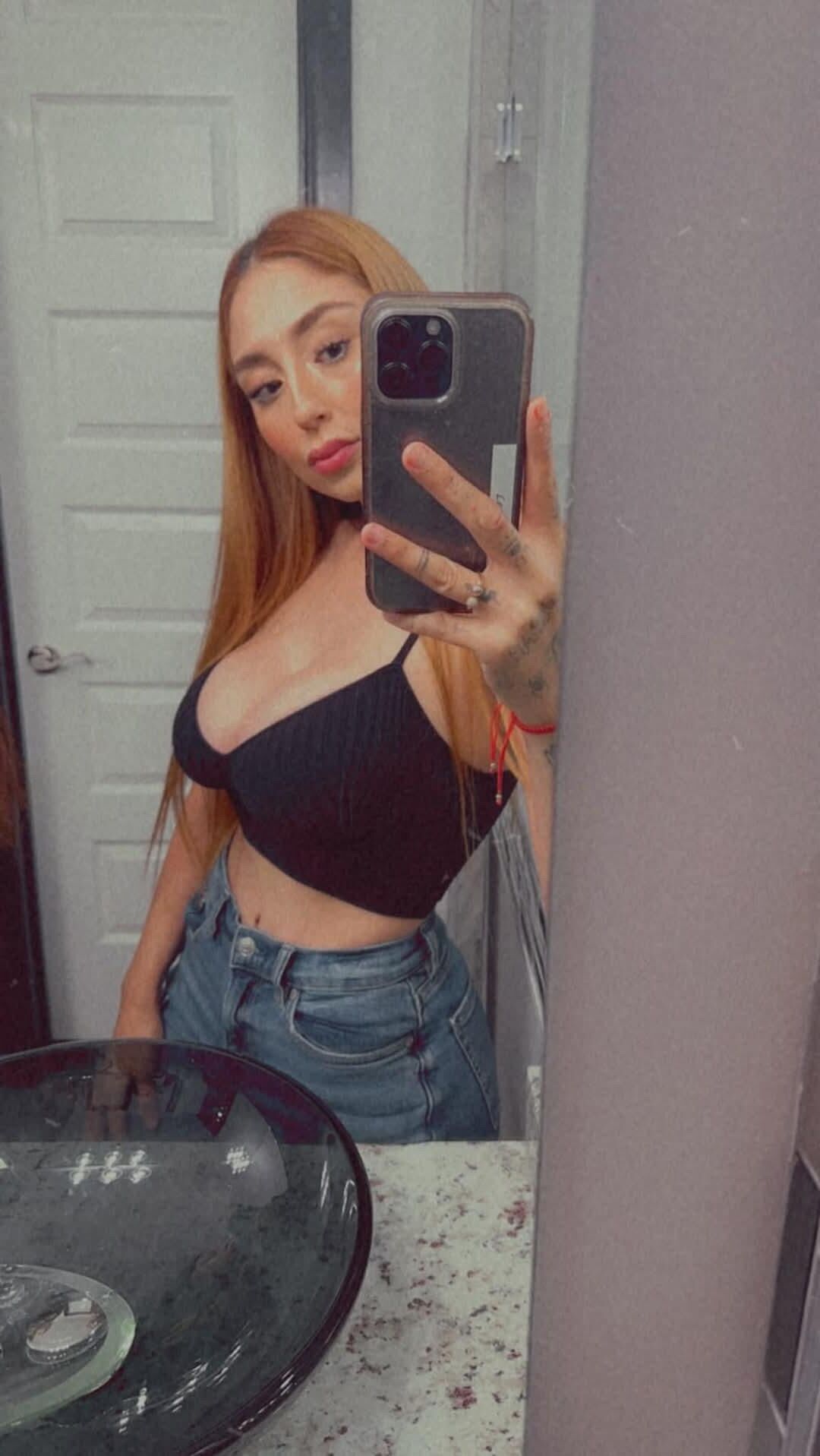 Lesley b