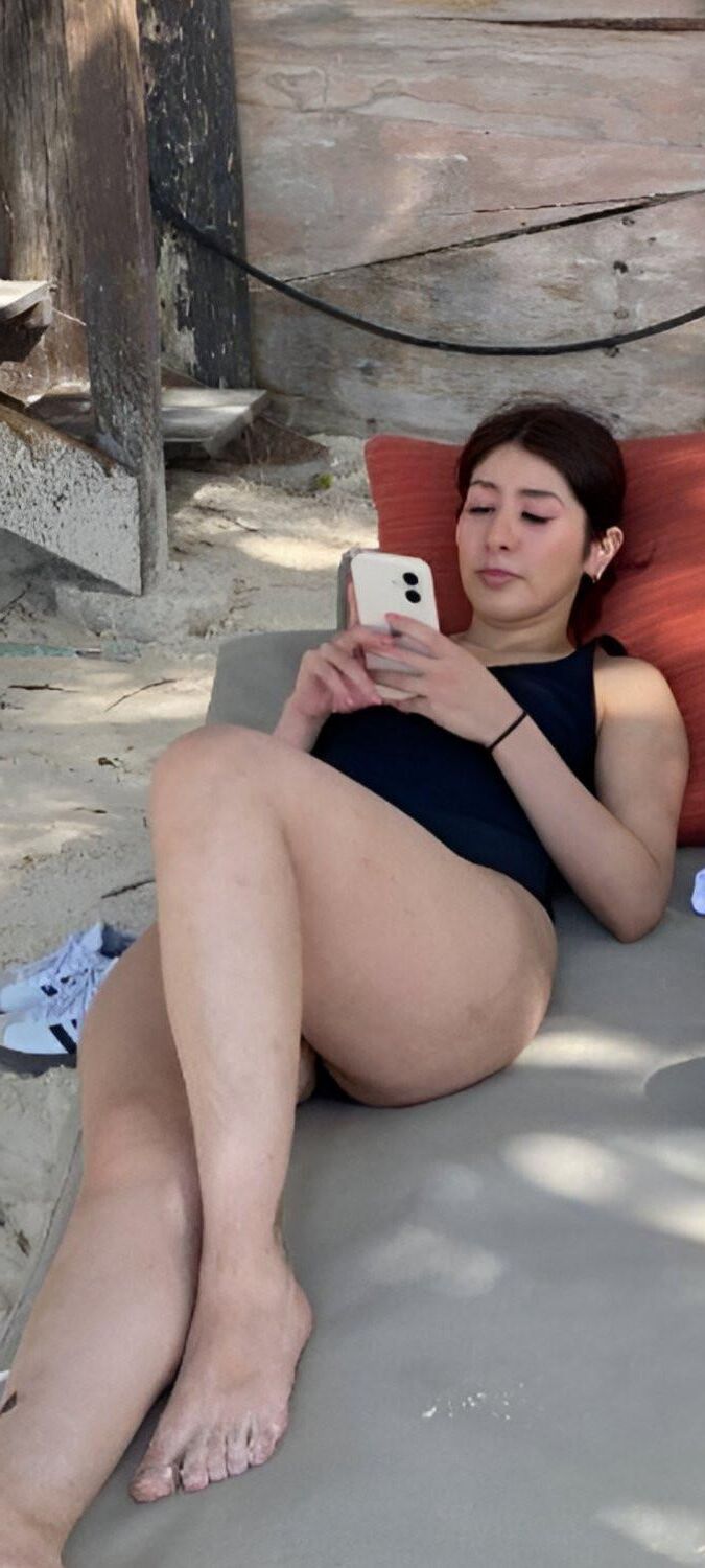 O médico latino sexy tem uma bunda sexy