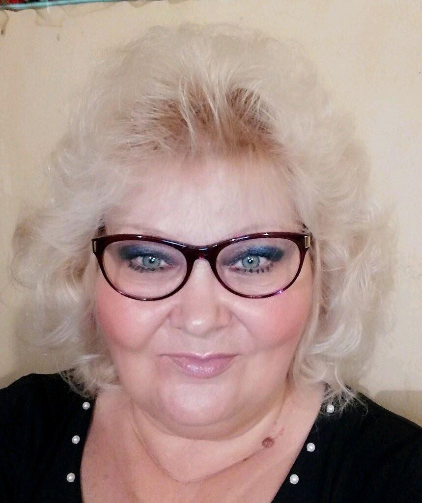 Elena BBW loira madura de Moscou
