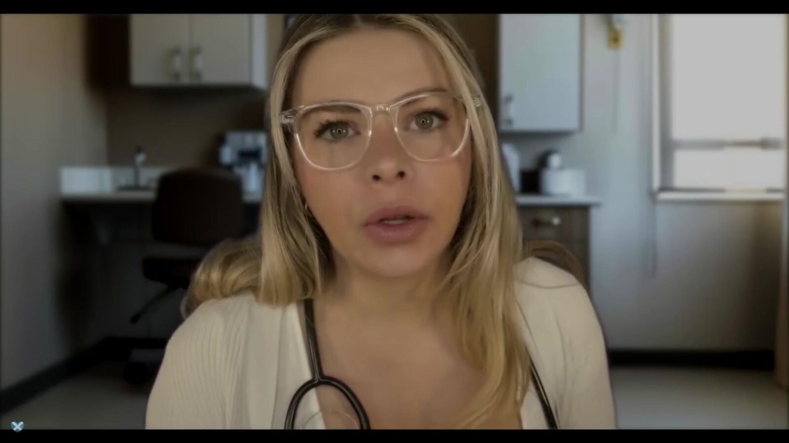 Examen de docteur étudiant ASMR Scottish Murmurs ASMR
