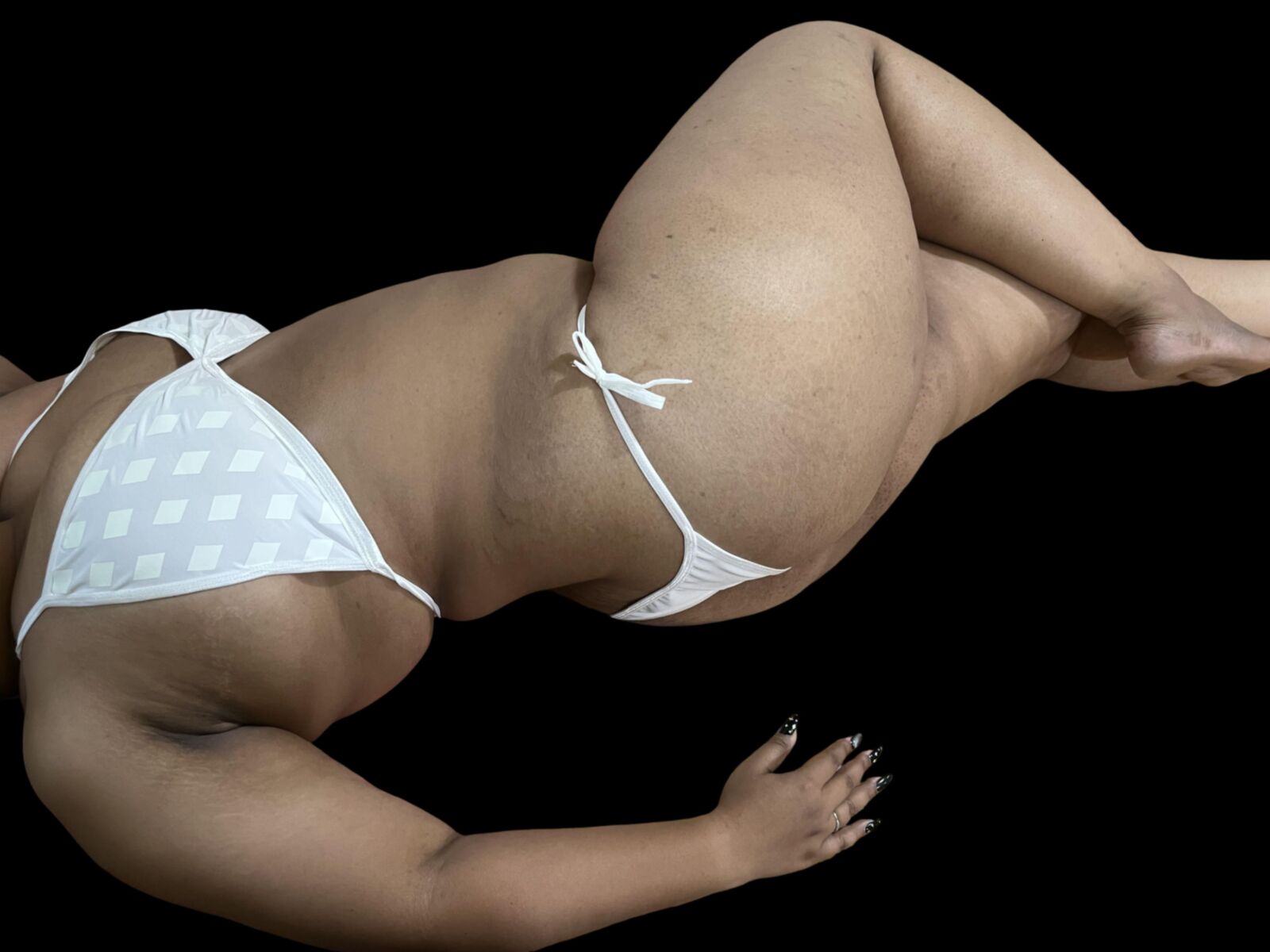 Esposa india gordita en su bikini favorito