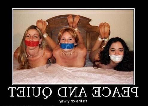 Chicas amordazadas