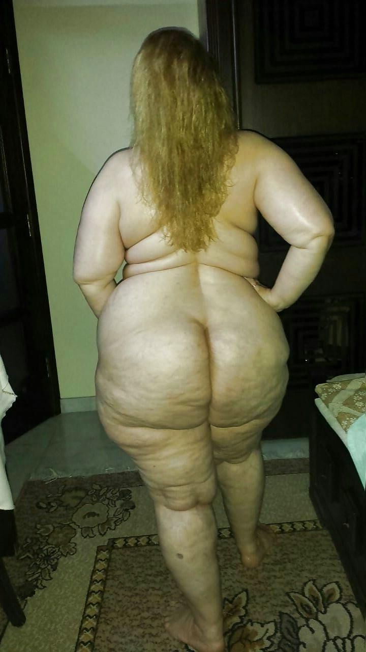 Naughty Iraqi Hijabi BBW
