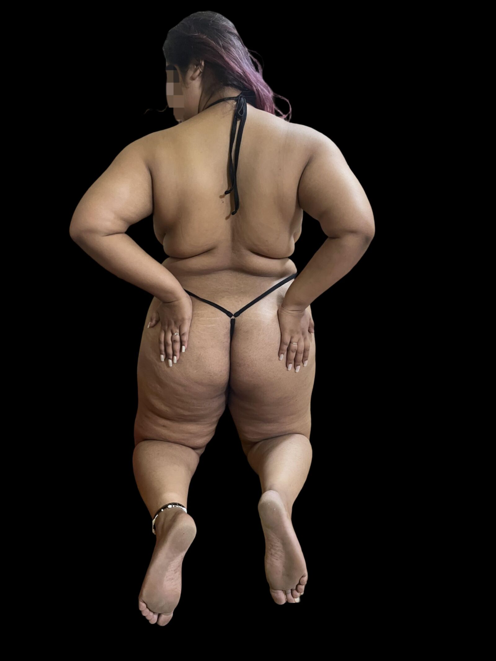 Esposa gordita en su lencería negra favorita