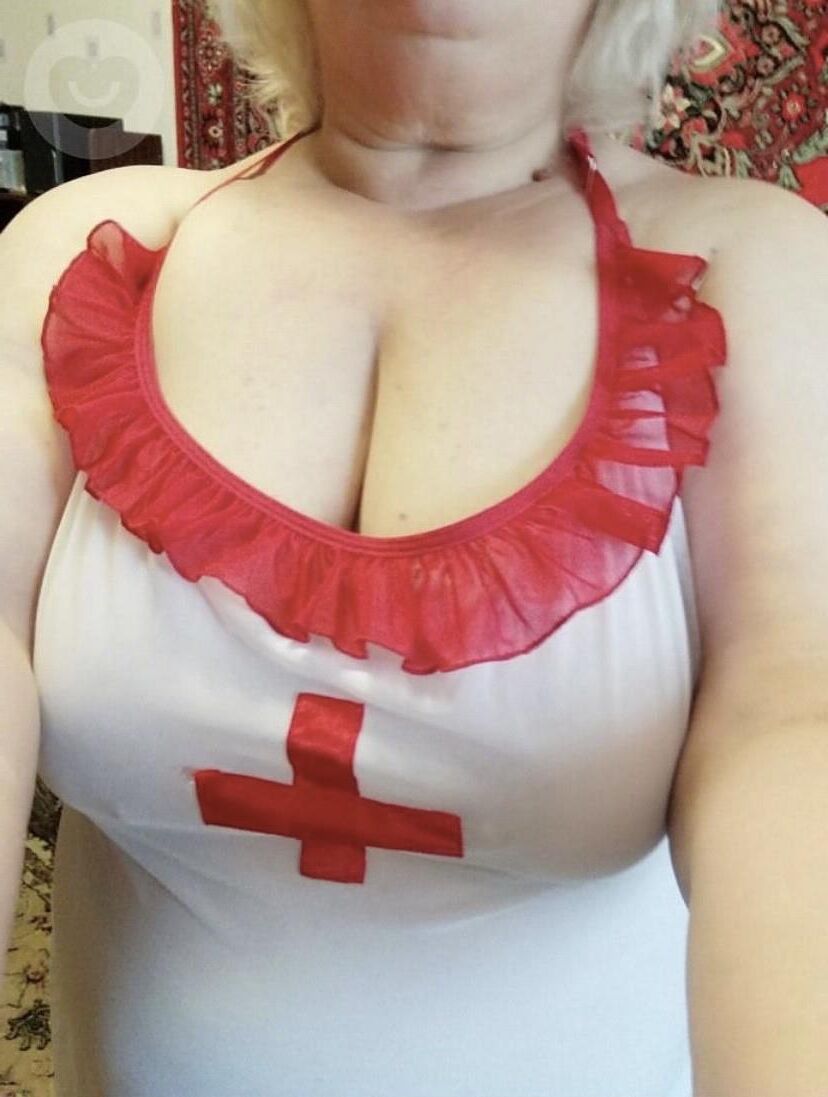 Elena BBW loira madura de Moscou