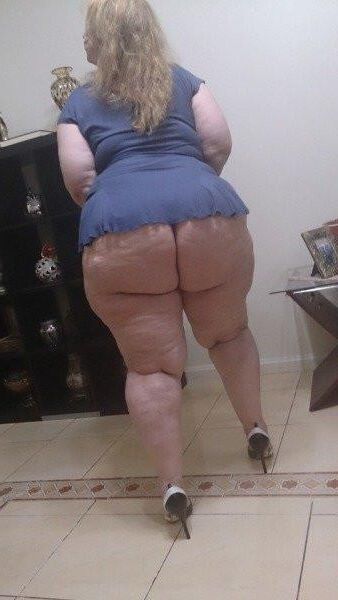 Naughty Iraqi Hijabi BBW