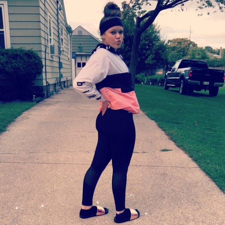 College Snowbunny PAWG for BBC: Maddie
